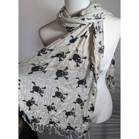 Gothic Skull And Crossbones Black And White Scarf - Picture 7 of 8